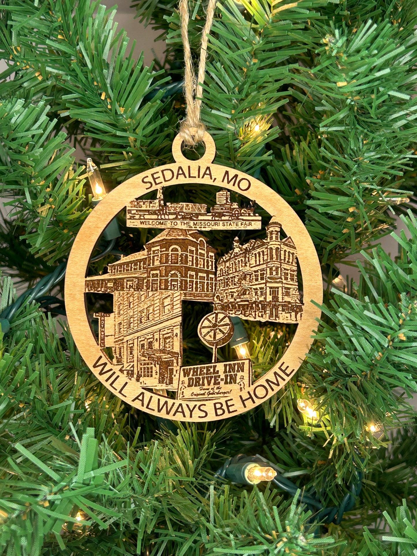 Sedalia, MO Hometown - Ornament and/or Magnet